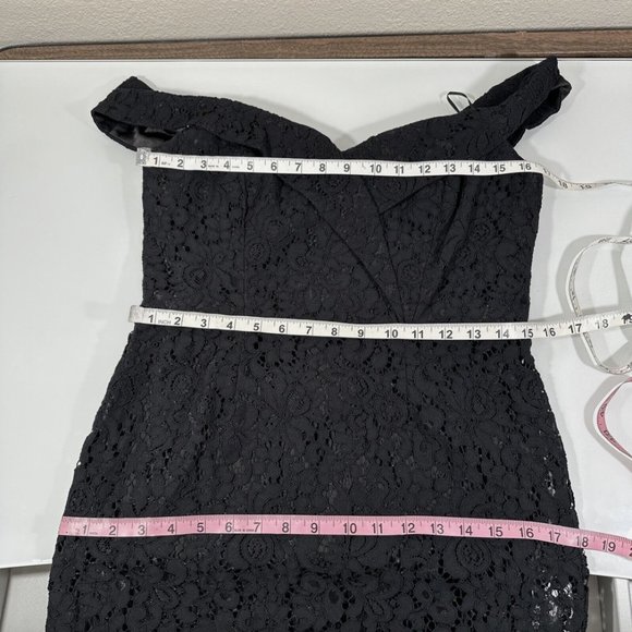 NWT $129 Bardot [ 8 US ]‎ Bella Lace Off the Shoulder Dress in Black #Q396 - Picture 3 of 12